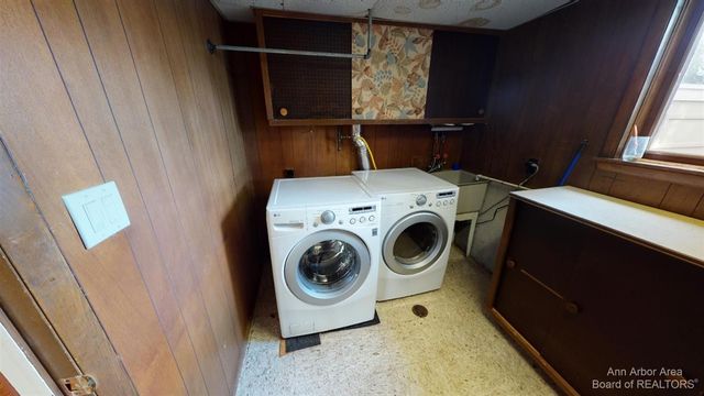 2235 Prairie Street, Ann Arbor, MI 48105