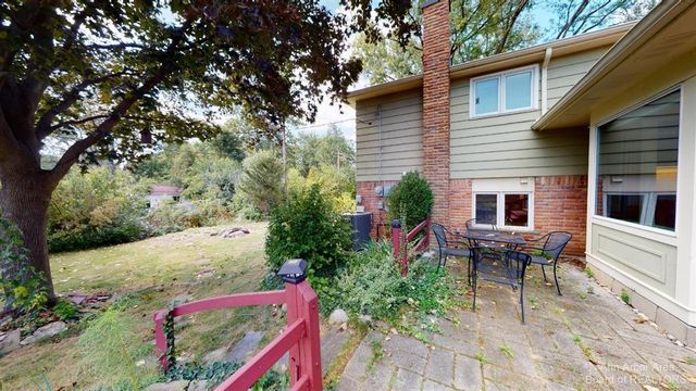 2235 Prairie Street, Ann Arbor, MI 48105