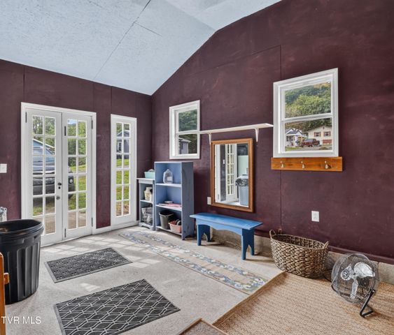 416 North Brownlow Street, Rogersville, TN 37857