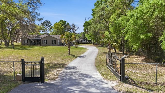 12680 SW 98th Street, Dunnellon, FL 34432