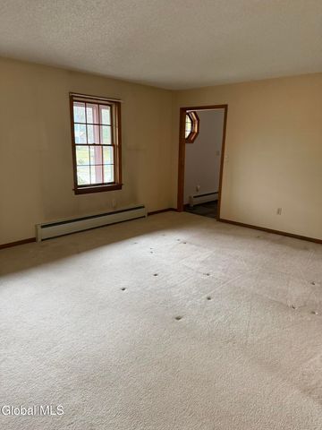19 Sugar Pine Road, Queensbury, NY 12804