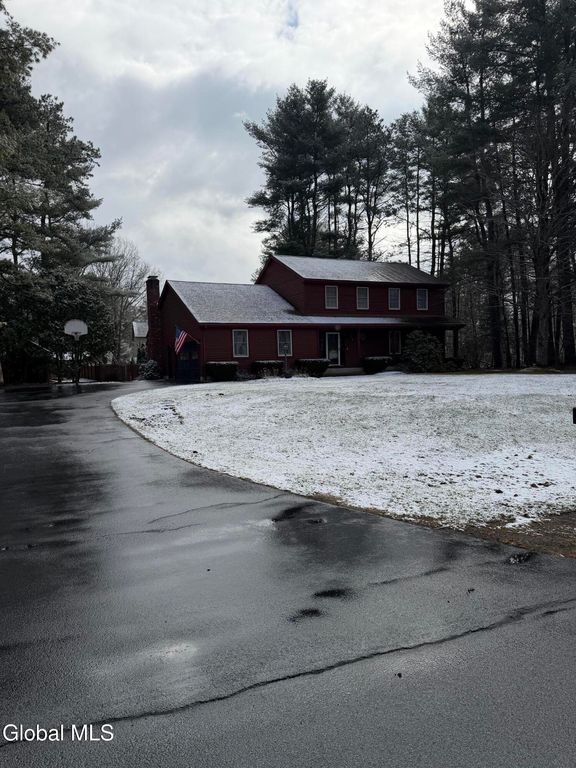 19 Sugar Pine Road, Queensbury, NY 12804