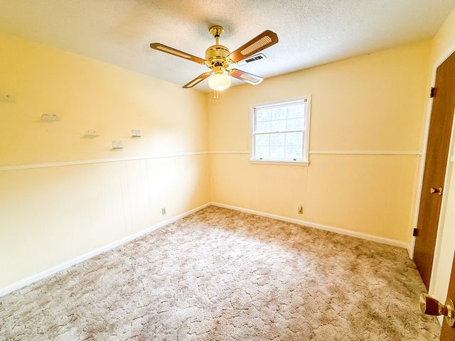 107 Paddock Dr, Dothan, AL 36301