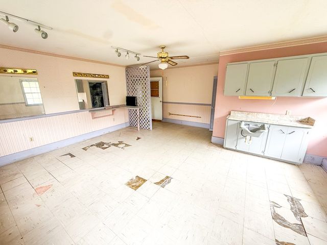 107 Paddock Dr, Dothan, AL 36301
