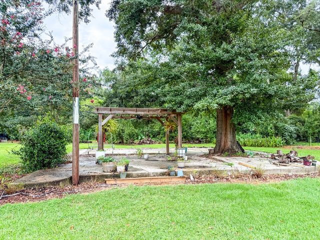 107 Paddock Dr, Dothan, AL 36301