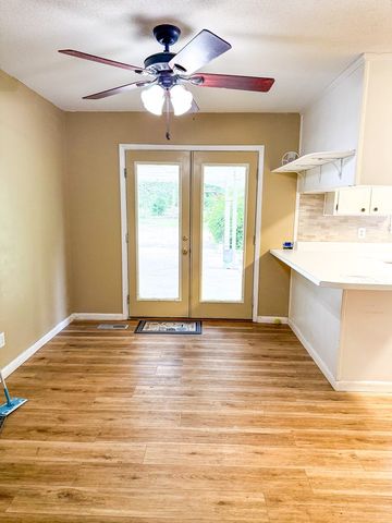 107 Paddock Dr, Dothan, AL 36301