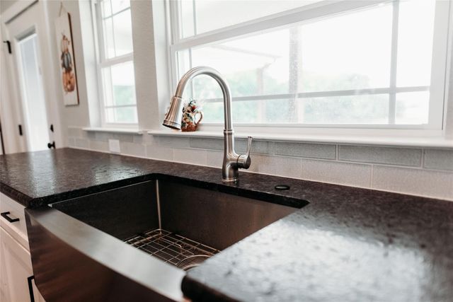 595 County Road 2870, Honey Grove, TX 75446