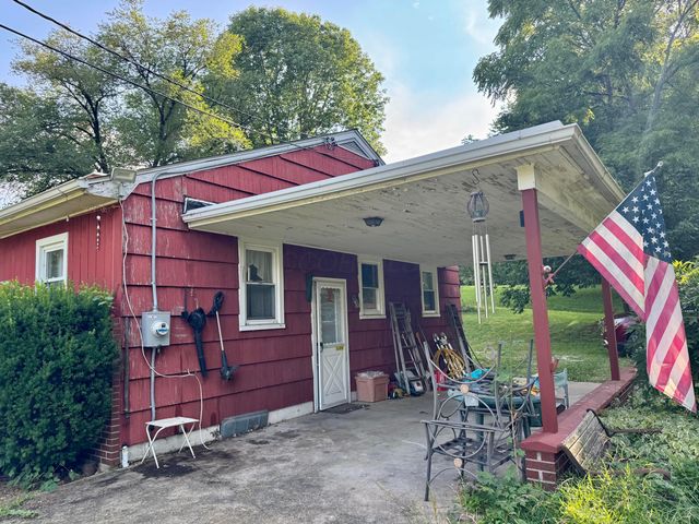 445 Rainbow Drive NE, Lancaster, OH 43130