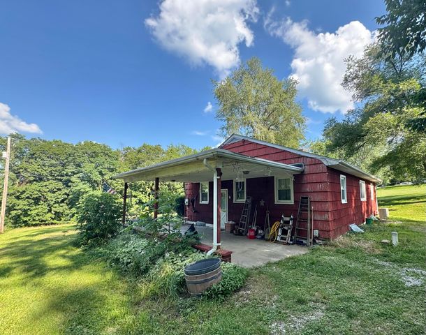 445 Rainbow Drive NE, Lancaster, OH 43130