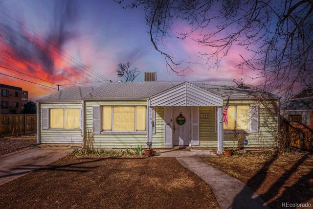 1605 Oakland Street, Aurora, CO 80010