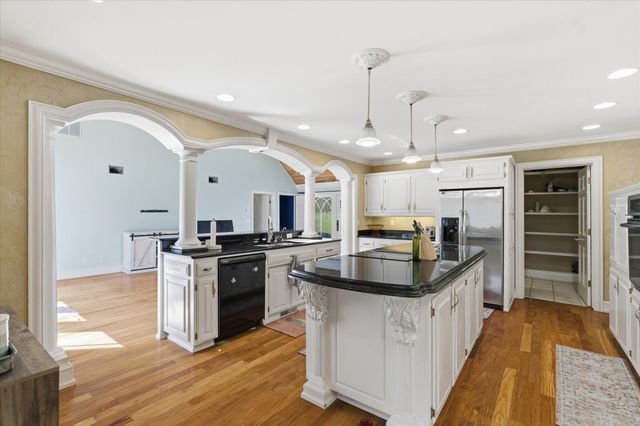 1753 W Camino Lane, Springfield, MO 65810