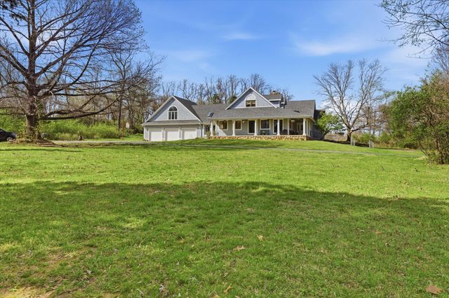 1753 W Camino Lane, Springfield, MO 65810