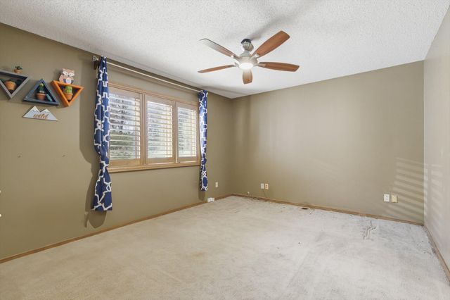 1753 W Camino Lane, Springfield, MO 65810