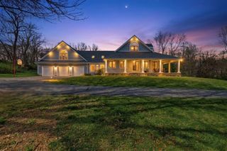 1753 W Camino Lane, Springfield, MO 65810