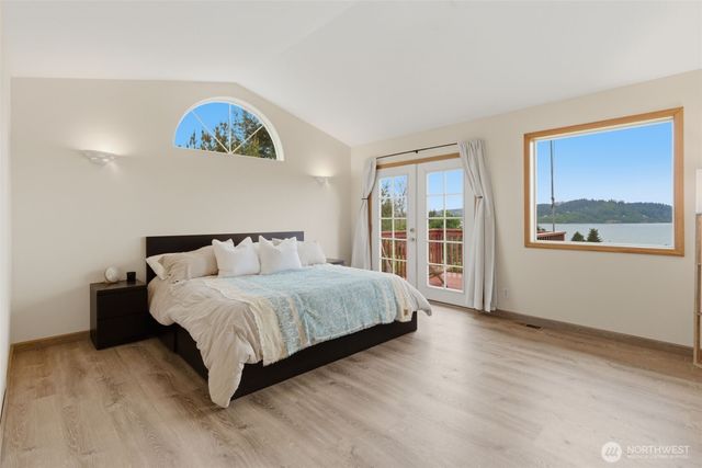 11956 NE Jefferson Point Road, Kingston, WA 98346
