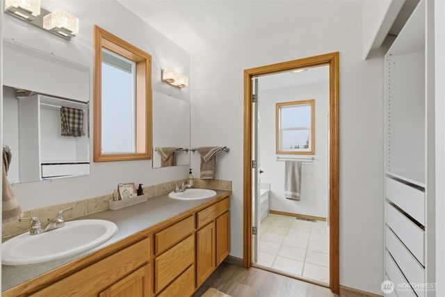 11956 NE Jefferson Point Road, Kingston, WA 98346