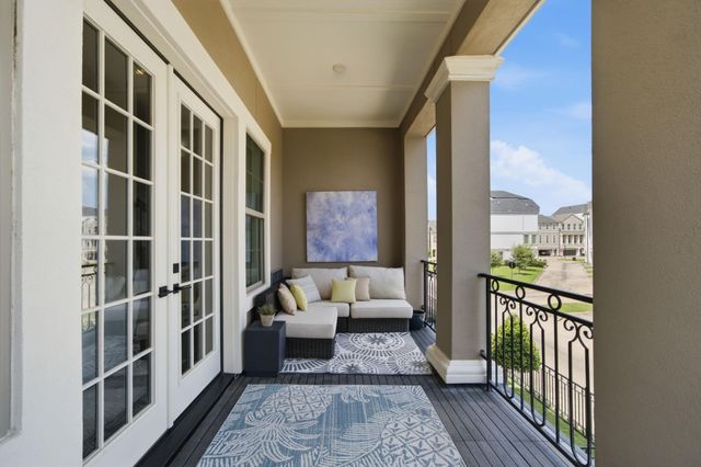 933 Blackshire Lane, Houston, TX 77055
