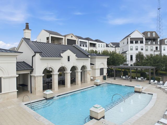 933 Blackshire Lane, Houston, TX 77055