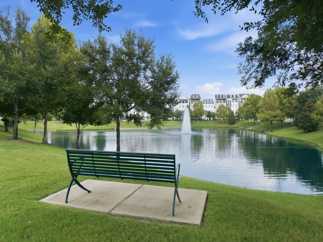 933 Blackshire Lane, Houston, TX 77055