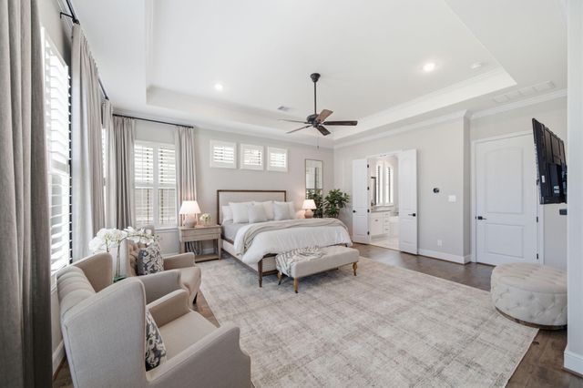 933 Blackshire Lane, Houston, TX 77055