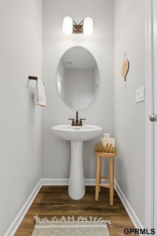 7721 N 156Th Avenue, Bennington, NE 68007