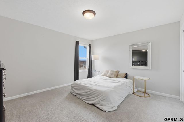 7721 N 156Th Avenue, Bennington, NE 68007