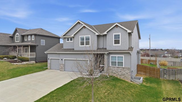 7721 N 156Th Avenue, Bennington, NE 68007