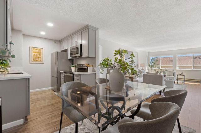 240 N Bayshore Boulevard 315, San Mateo, CA 94401