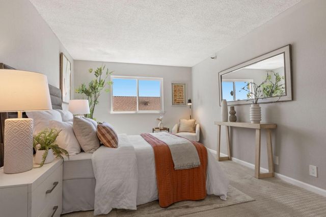 240 N Bayshore Boulevard 315, San Mateo, CA 94401