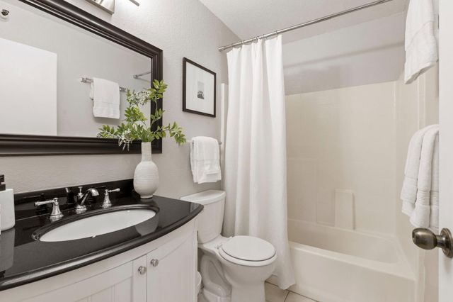 240 N Bayshore Boulevard 315, San Mateo, CA 94401