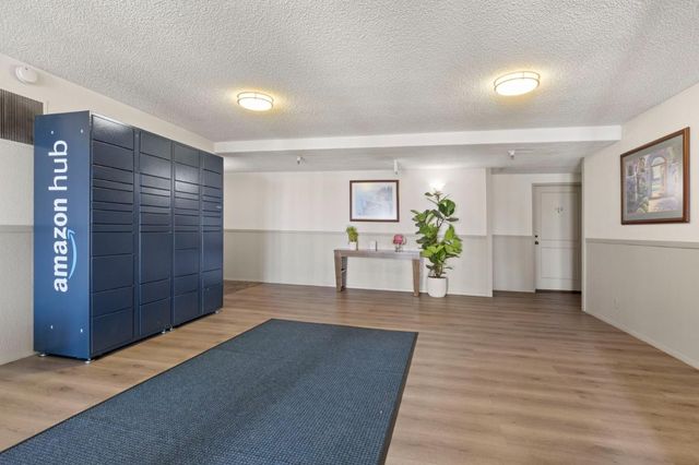240 N Bayshore Boulevard 315, San Mateo, CA 94401