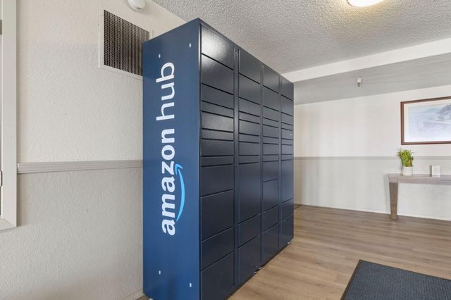 240 N Bayshore Boulevard 315, San Mateo, CA 94401