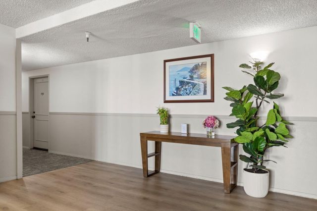 240 N Bayshore Boulevard 315, San Mateo, CA 94401