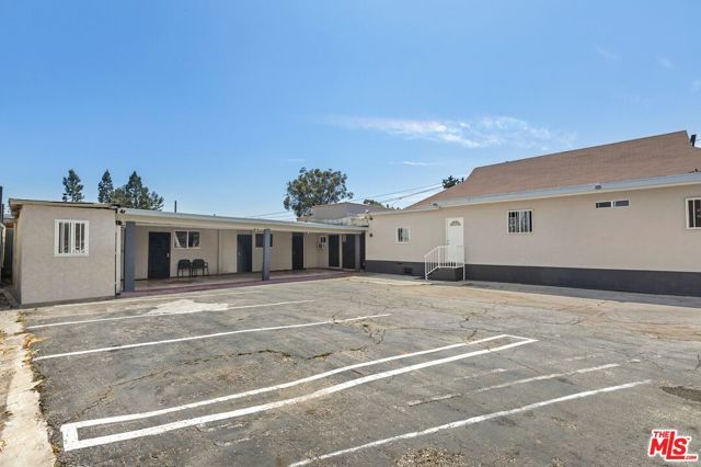 964 E Jefferson Boulevard, Los Angeles, CA 90011