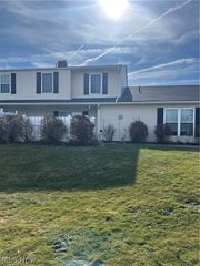 6857 Beacon Drive 63B, Mentor, OH 44060