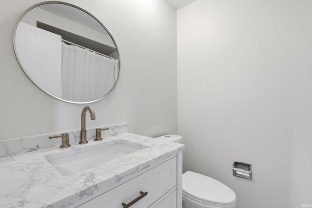 9529 Wolf River Place, Fort Wayne, IN 46804