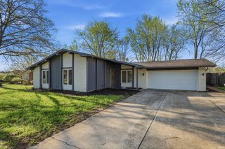 9529 Wolf River Place, Fort Wayne, IN 46804
