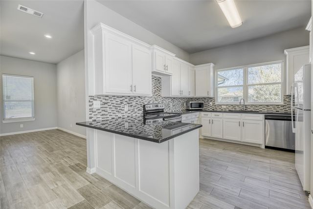 4601 Sunset Street, Greenville, TX 75401