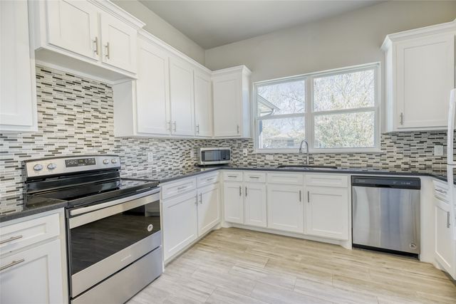 4601 Sunset Street, Greenville, TX 75401