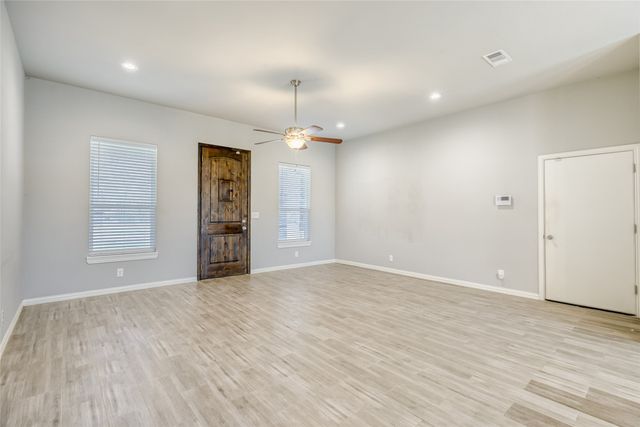 4601 Sunset Street, Greenville, TX 75401