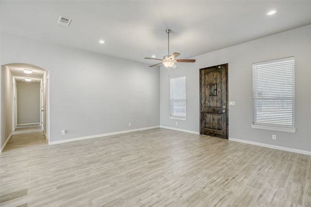 4601 Sunset Street, Greenville, TX 75401