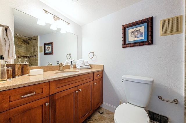 1060 PINELLAS BAYWAY S 106, St Petersburg, FL 33715