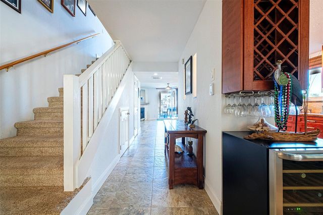 1060 PINELLAS BAYWAY S 106, St Petersburg, FL 33715