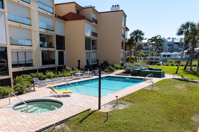 1060 PINELLAS BAYWAY S 106, St Petersburg, FL 33715