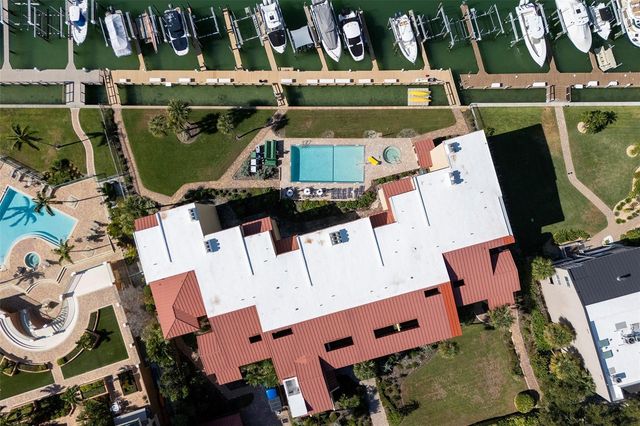 1060 PINELLAS BAYWAY S 106, St Petersburg, FL 33715