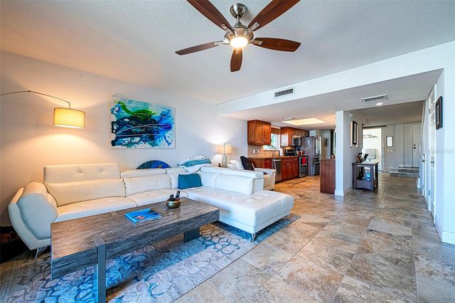 1060 PINELLAS BAYWAY S 106, St Petersburg, FL 33715