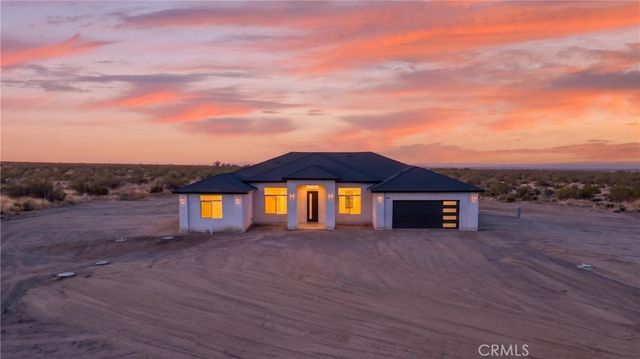 4084 Chevoit, Phelan, CA 92371