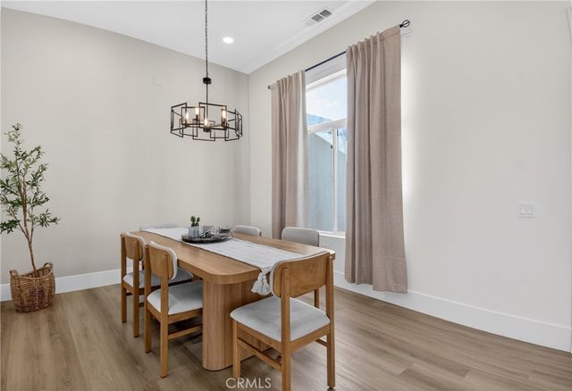 4084 Chevoit, Phelan, CA 92371