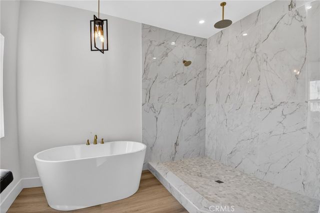 4084 Chevoit, Phelan, CA 92371