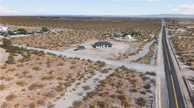 4084 Chevoit, Phelan, CA 92371